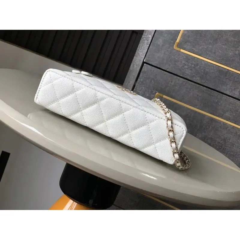 Chanel 25C Vanity with Chain Grained Calfskin AP4407 White