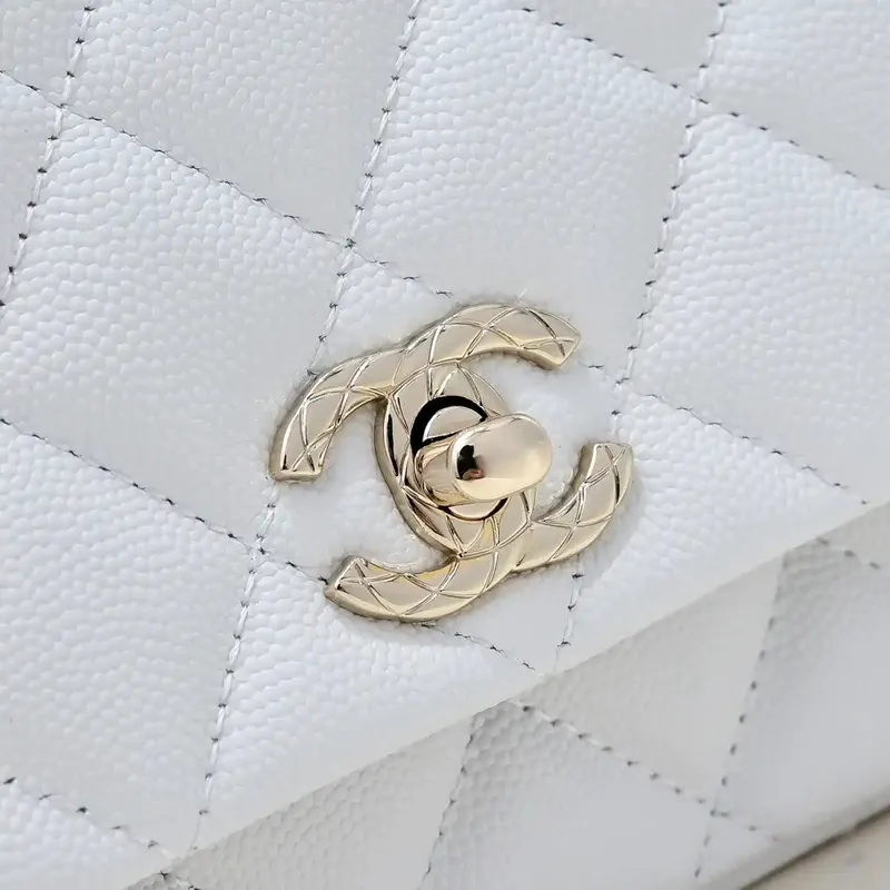 Chanel Crush Handle box Bag Calfskin AS4591 White