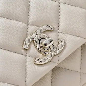 Chanel Crush Handle box Bag Calfskin AS5554 Apricot