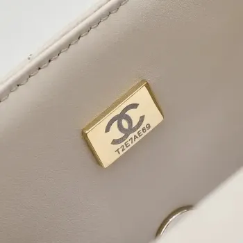 Chanel Crush Handle box Bag Calfskin AS5554 Apricot
