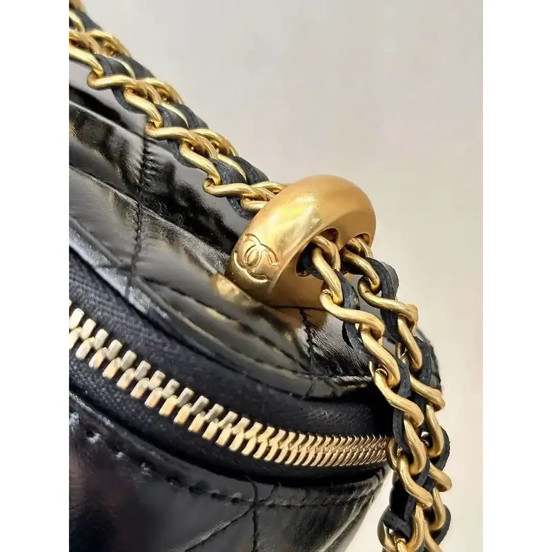 Chanel Small Vanity with Chain Shiny Calfskin Black AP2292 Gold