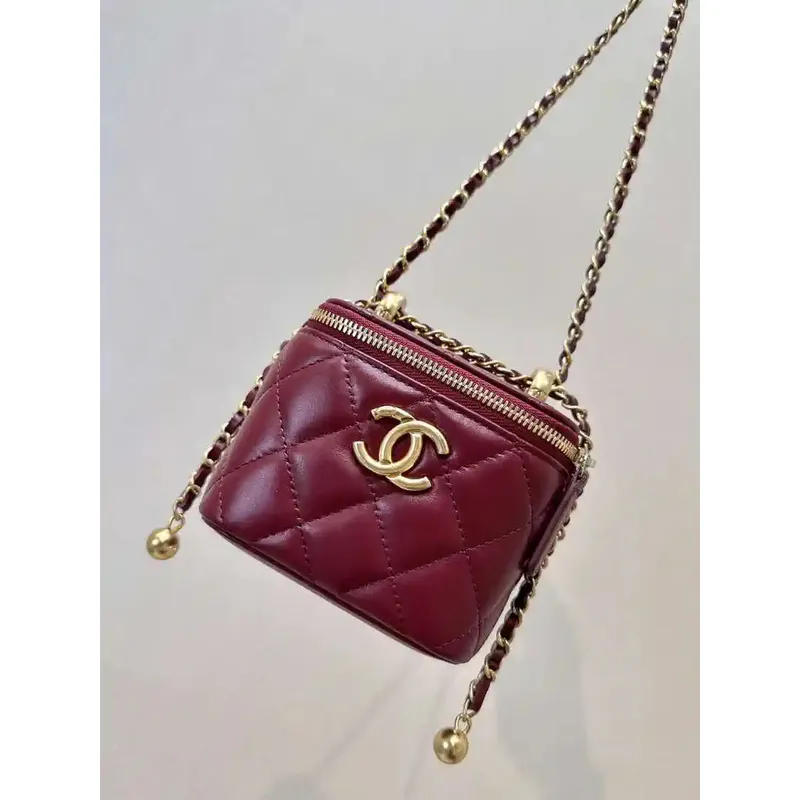 Chanel Small Vanity with Chain Shiny Calfskin Wine Red AP2292 Gold