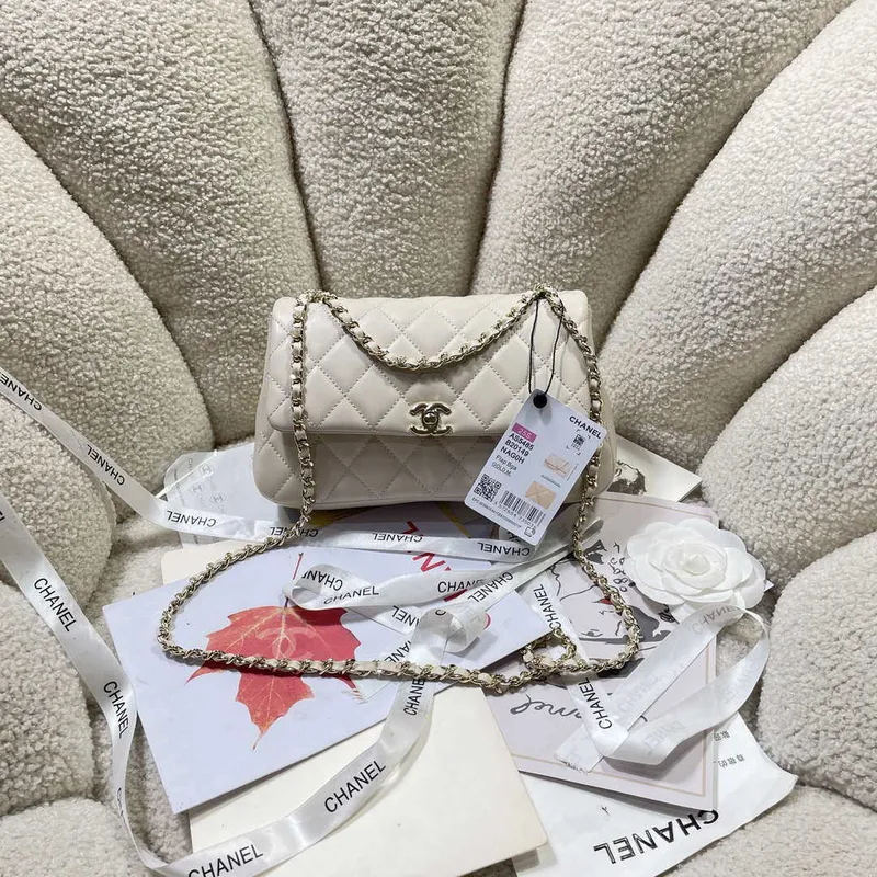 Chanel 25S Flap White Lambskin Bag AP5485 gold