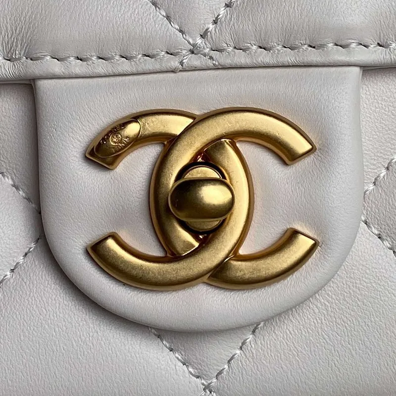 Chanel AS5390 25P Limited Edition Pearl Handle Flap Bag White Lambskin