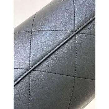 Chanel 25SS AS5425 Large Hobo Handbag Shiny Lambskin & Gold Tone Metal Black