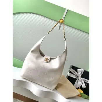 Chanel 25P AS5425 Large Hobo Handbag Shiny Lambskin & Gold Tone Metal White