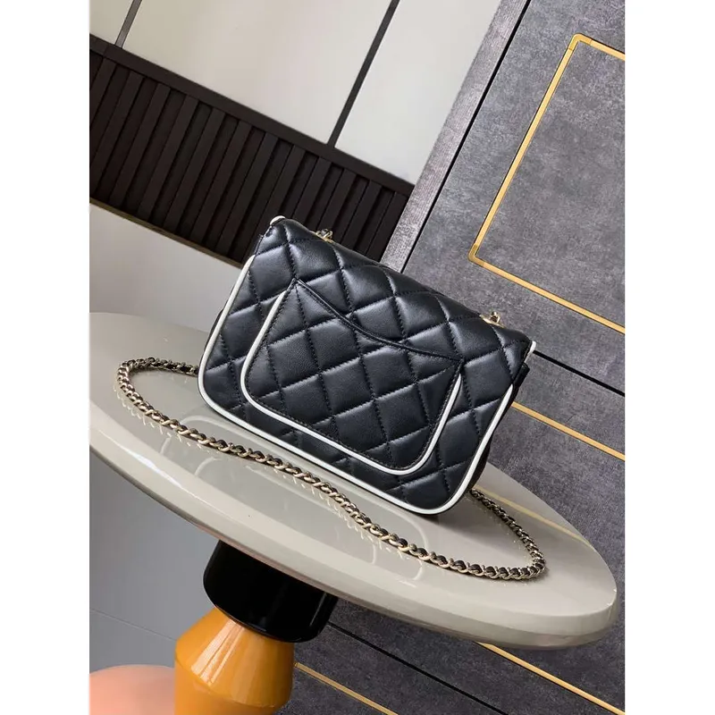 Chanel  AS5150 Spring Summer 2025 Pre collection Flap Bag Lambskin  Black  & White