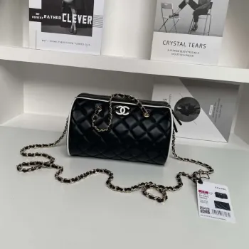 Chanel Ap4515 Clutch With Chain in Lambskin gold Black  & White