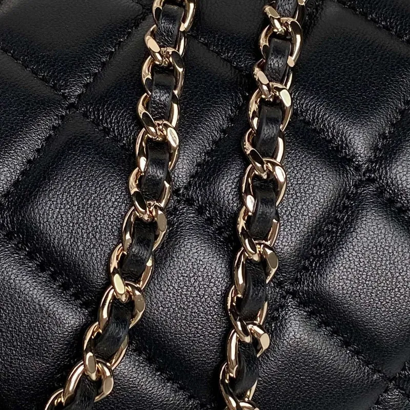 Chanel Ap4515 Clutch With Chain in Lambskin gold Black  & White