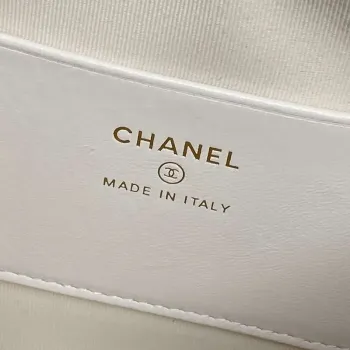 Chanel Ap4515 Clutch With Chain in Lambskin gold White & Black