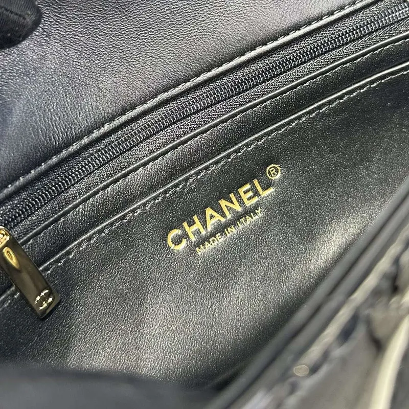 Chanel AS2431 Mini Classic Handbag With Top Handle Patent calfskin CC19020