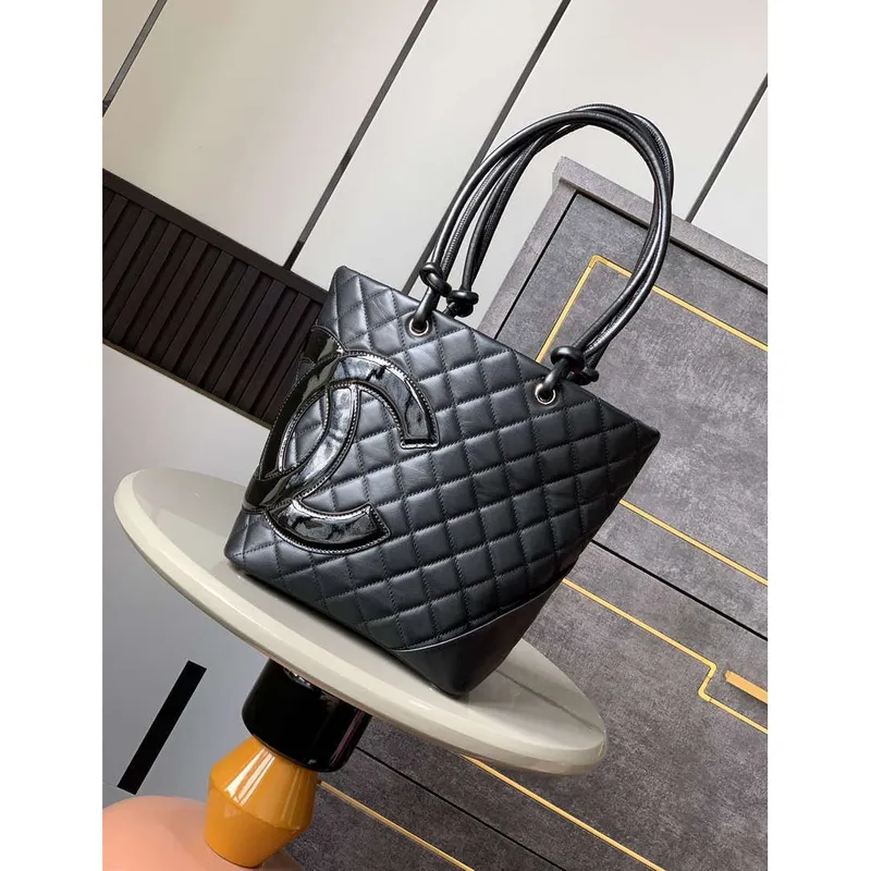 Chanel A98003 Vintage Large Bucket bag Black with Patent leather CC
