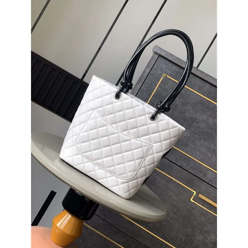 Chanel A98003 Vintage Large Bucket bag White