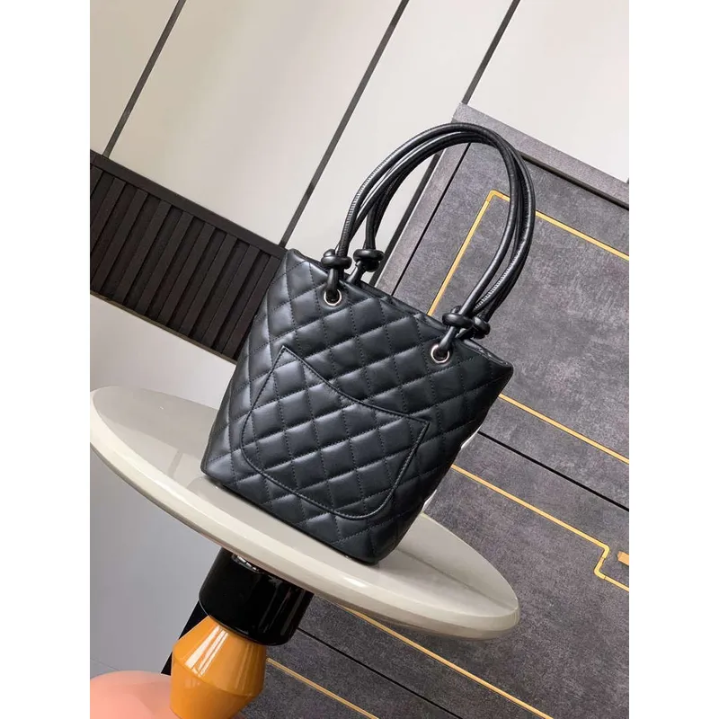 Chanel A98002 Vintage Bucket bag Black with White CC
