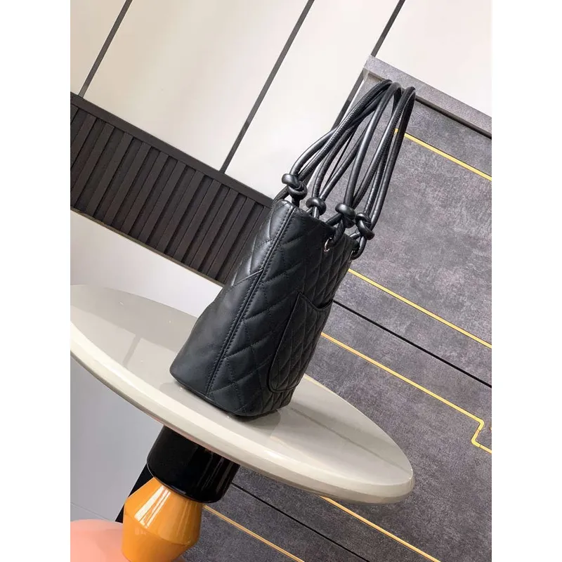 Chanel A98002 Vintage Bucket bag Black
