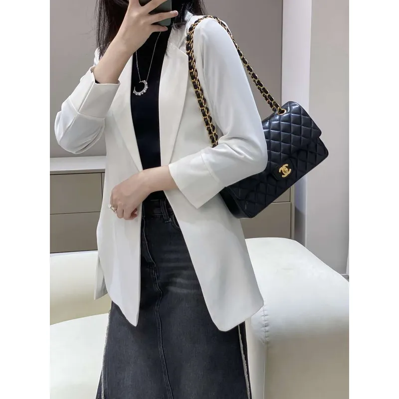 Chanel A01112 Flap Classic 11.12 Handbag Haas Lambskin & Gold Tone Metal Black