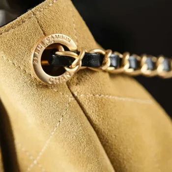 Chanel A99002 Shopping Bag 25P Diamond Basket Shopping Bag Black and Tan