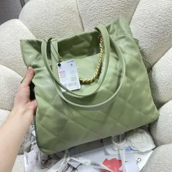 Chanel AS5315 Shopping Bag Shiny Lambskin & Gold Tone Metal Green