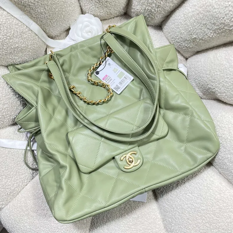Chanel AS5315 Shopping Bag Shiny Lambskin & Gold Tone Metal Green