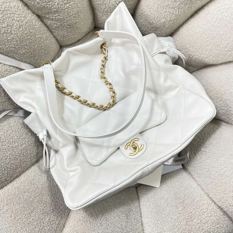 Chanel AS5315 Shopping Bag Shiny Lambskin & Gold Tone Metal  White