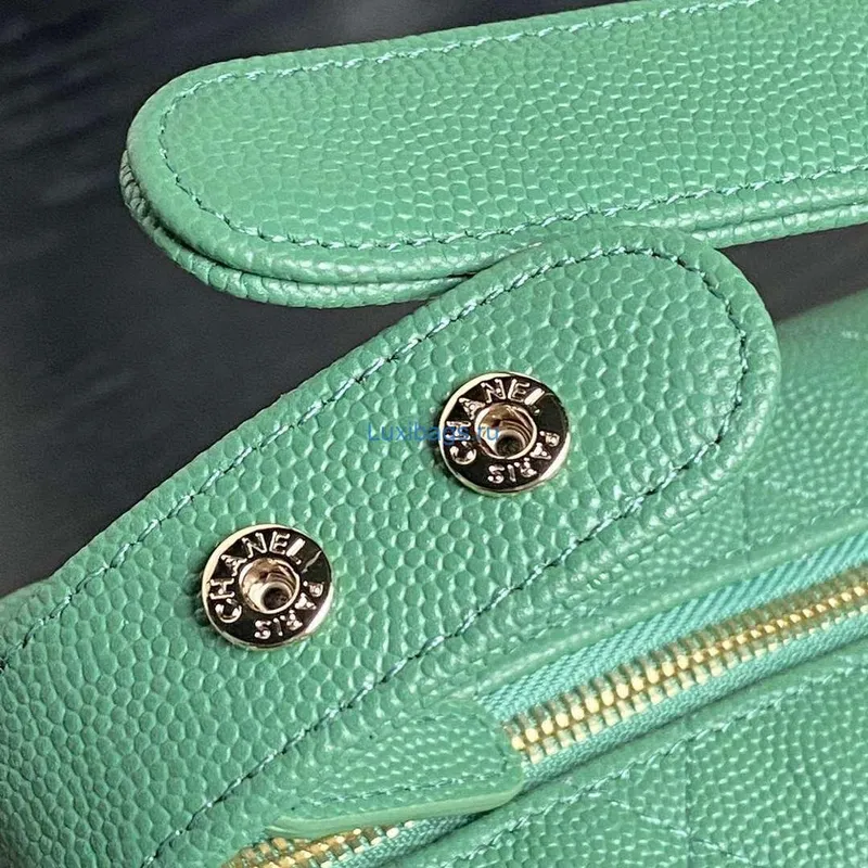 Chanel 25C AP4386 Hobo Grained Calfskin & Gold Tone Metal Green