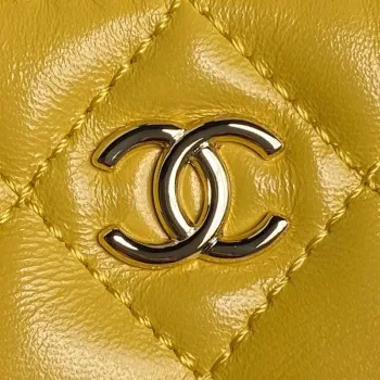 Chanel AS5222 Vanity Case Shiny Crumpled Lambskin & Gold Tone Metal Yellow