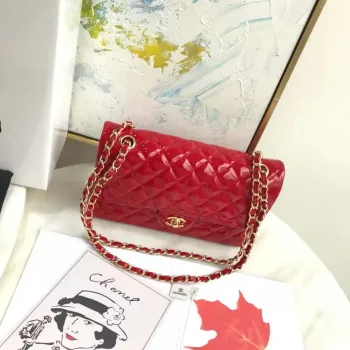 Chanel A01112 Flap Classic 11.12 Handbag Patent leather Red
