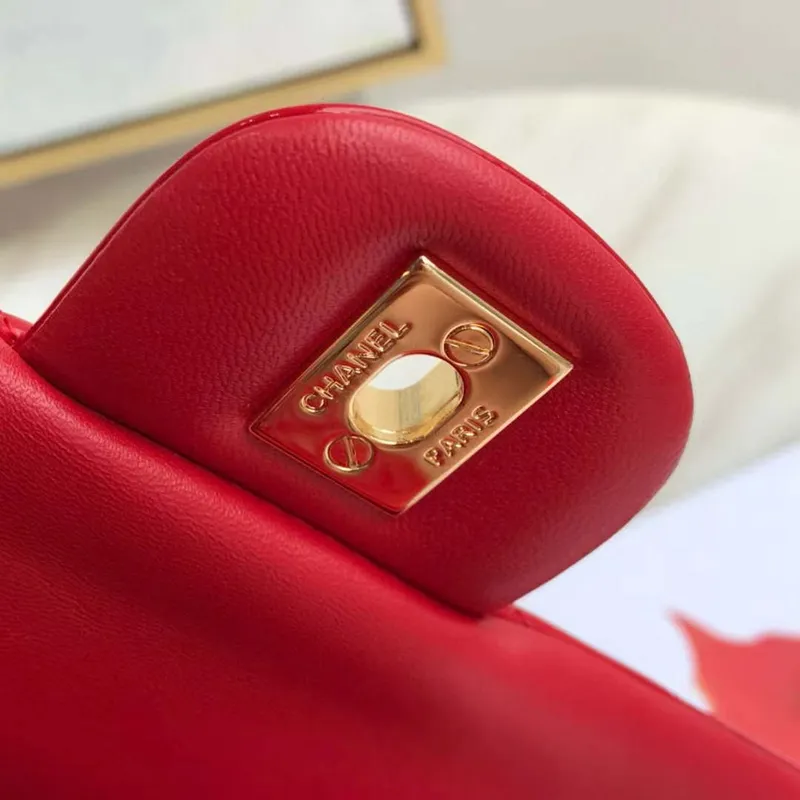 Chanel A01112 Flap Classic 11.12 Handbag Patent leather Red