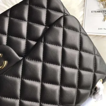 Chanel CF A01113 Jumbo Classic Flap Bag in Black Lambskin Gold