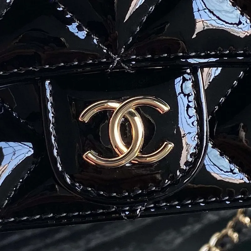 Chanel AP3226 Phone Holder with Chain Patent Calfskin & Gold Tone Metal Black