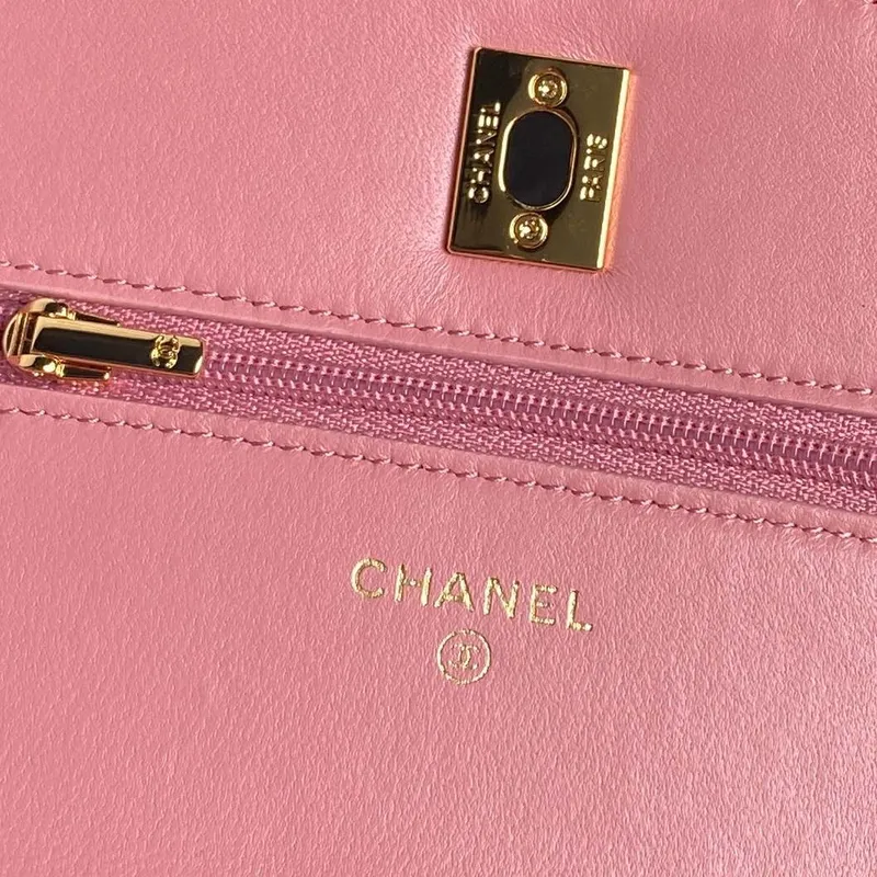 Chanel AP4282 19 Wallet On Chain Shiny Lambskin  Imitation Pearls & Gold Tone Metal Pink