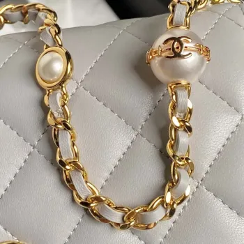Chanel AP4282 19 Wallet On Chain Shiny Lambskin  Imitation Pearls & Gold Tone Metal Gray