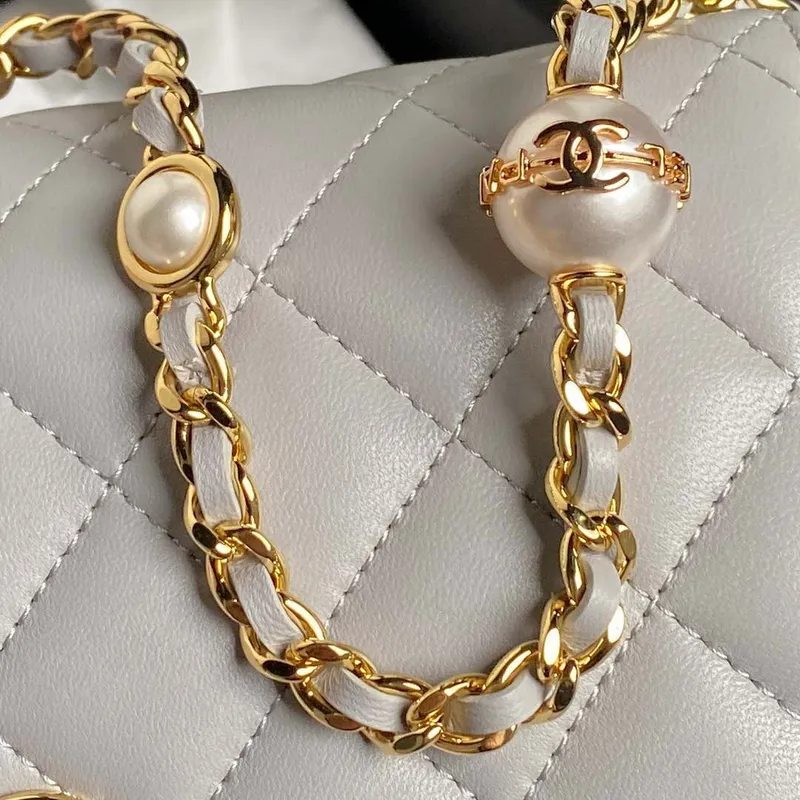 Chanel AP4282 19 Wallet On Chain Shiny Lambskin  Imitation Pearls & Gold Tone Metal Gray