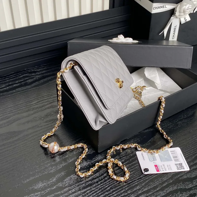 Chanel AP4282 19 Wallet On Chain Shiny Lambskin  Imitation Pearls & Gold Tone Metal Gray