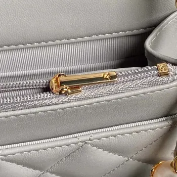 Chanel AP4282 19 Wallet On Chain Shiny Lambskin  Imitation Pearls & Gold Tone Metal Gray