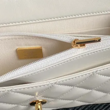 Chanel AP4282 19 Wallet On Chain Shiny Lambskin  Imitation Pearls & Gold Tone Metal White