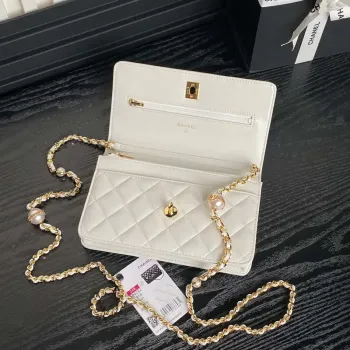 Chanel AP4282 19 Wallet On Chain Shiny Lambskin  Imitation Pearls & Gold Tone Metal White