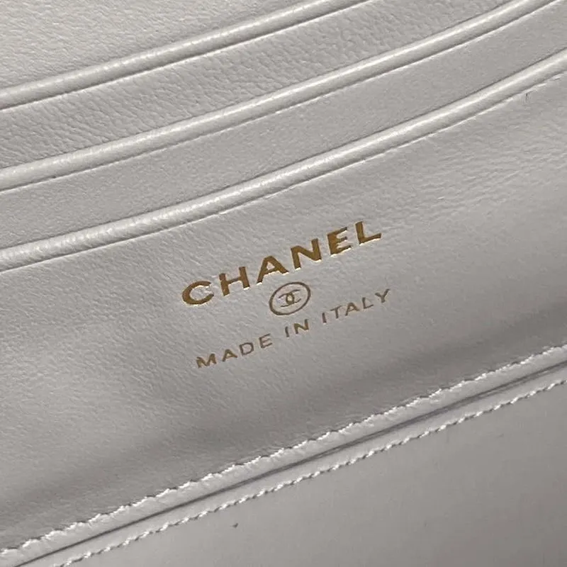 Chanel AP4285 Clutch Pearl with Chain Vanity Box bag Gray