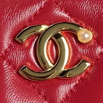 Chanel AP4285 Clutch Pearl with Chain Vanity Box bag Red
