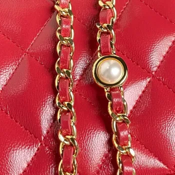 Chanel AP4285 Clutch Pearl with Chain Vanity Box bag Red