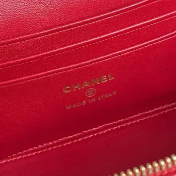 Chanel AP4285 Clutch Pearl with Chain Vanity Box bag Red