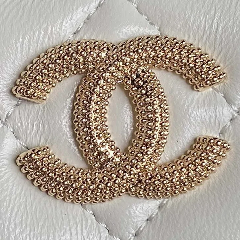 Chanel AP4301 Clutch Embossed Rhinestone with Chain Vanity Box bag White