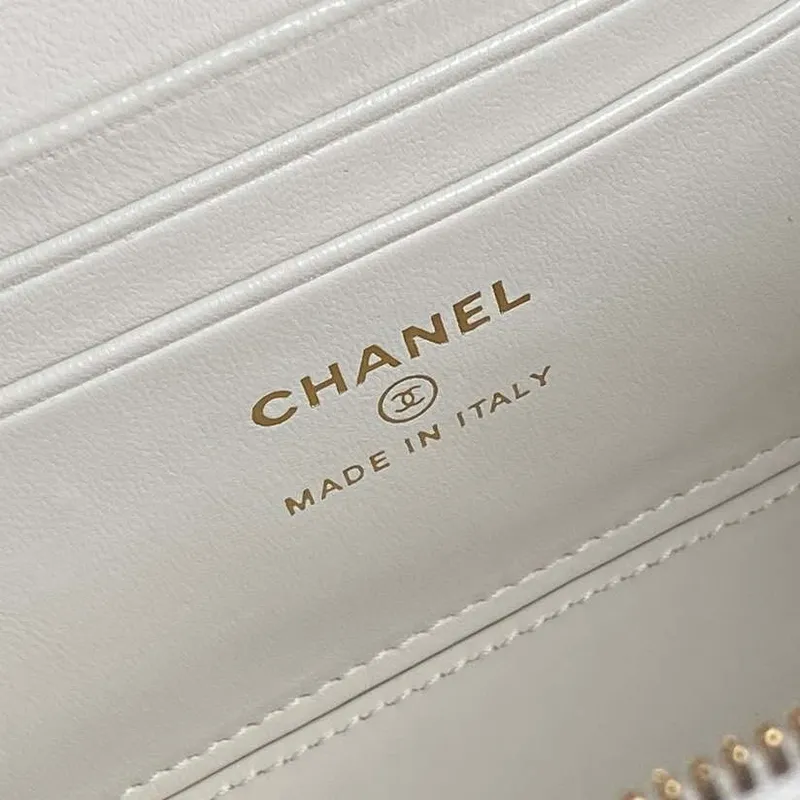 Chanel AP4301 Clutch Embossed Rhinestone with Chain Vanity Box bag White