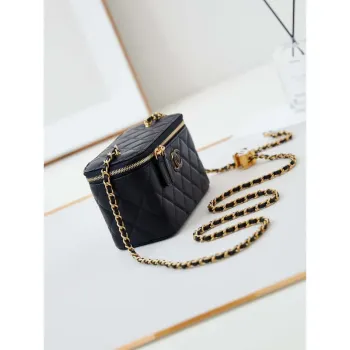 Chanel AP3940 Clutch With Chain Lambskin Vanity Box bag with Enamel buckle Black