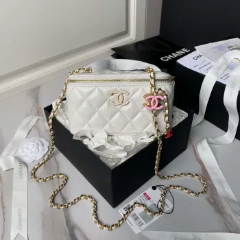 Chanel AP3940 Clutch With Chain Lambskin Vanity Box bag with Enamel buckle White