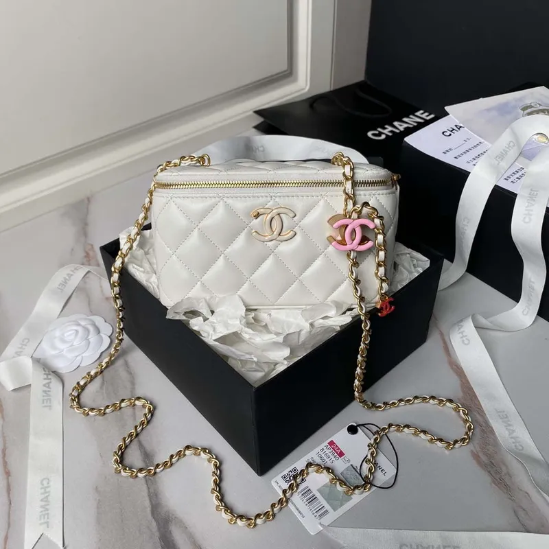 Chanel AP3940 Clutch With Chain Lambskin Vanity Box bag with Enamel buckle White