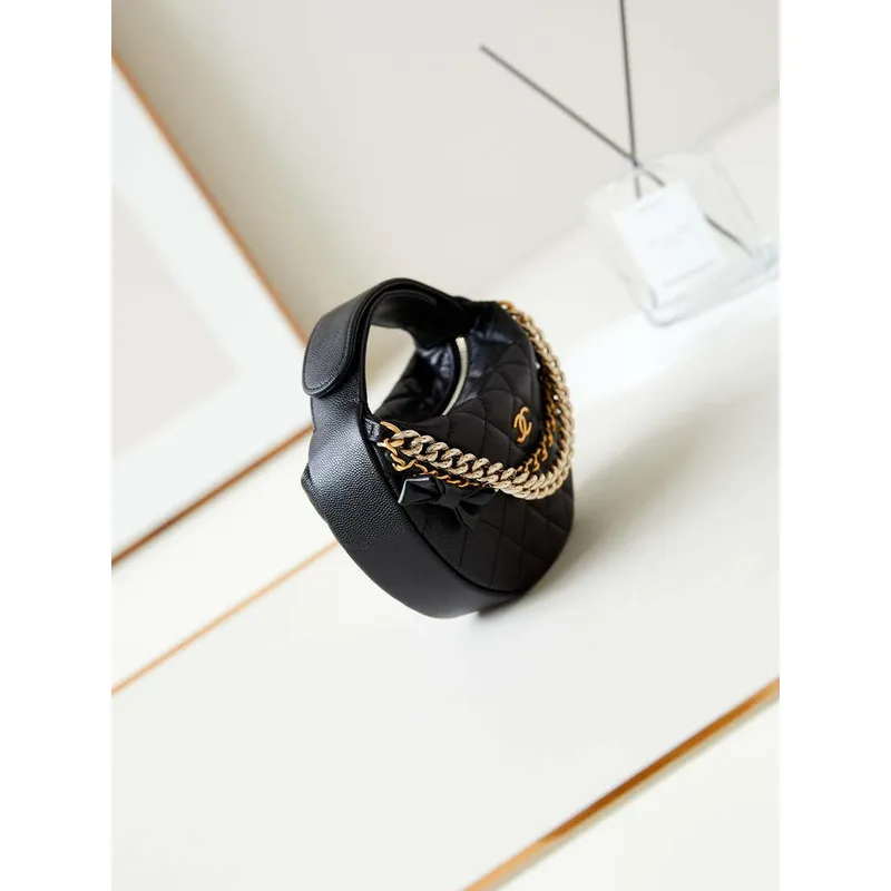 Chanel AP3943 Pouch Grained Shiny Calfskin & Gold Tone Metal Black