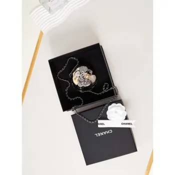 Sparkle Under the Mistletoe: Chanel AP4588 24P Silver Collector Evening Bag