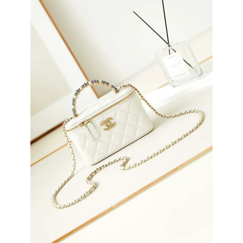 Chanel AP3804 Clutch Lambskin Vanity Box bag With Pearl handle White