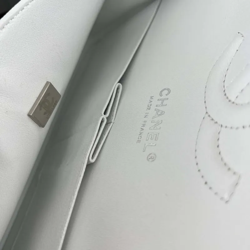 Chanel A01112 Flap Classic Handbag Grained Calfskin & Silver Tone Metal White